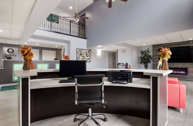 Quality Suites Tulsa I-44
