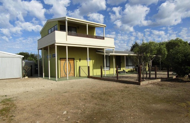 Quandong Beach Shack