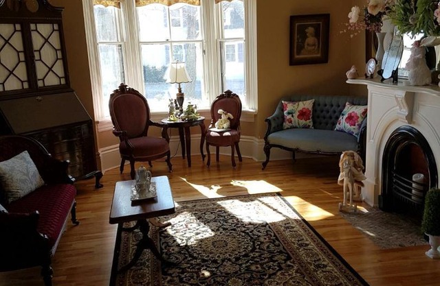 Quartermain House Bed & Breakfast