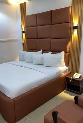 Quarters Inn & Suites Ikeja