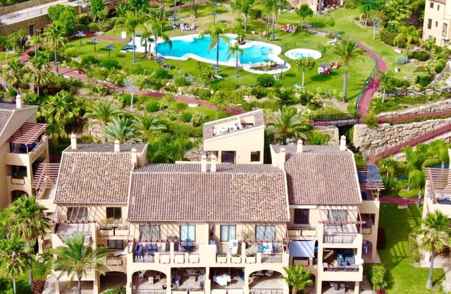 Quartiers Marbella Penthouse in Hacienda Cifuentes Benahavis