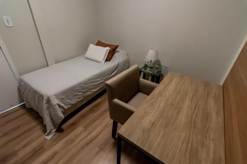 Quarto 04 - Zona Sul Karaiba Prox UMC, Patio Vinhedos e Shopping