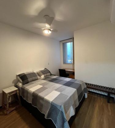 Quarto e Sala Wi-fi Climatizado Garagem