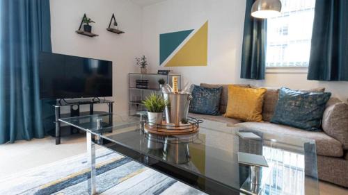 Quayside 2-Bed Apartment in Dundee