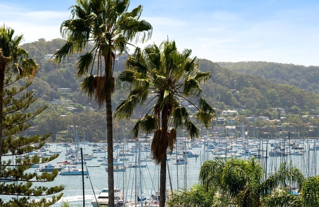 Qubec DIX by Palm Beach Holiday Rentals