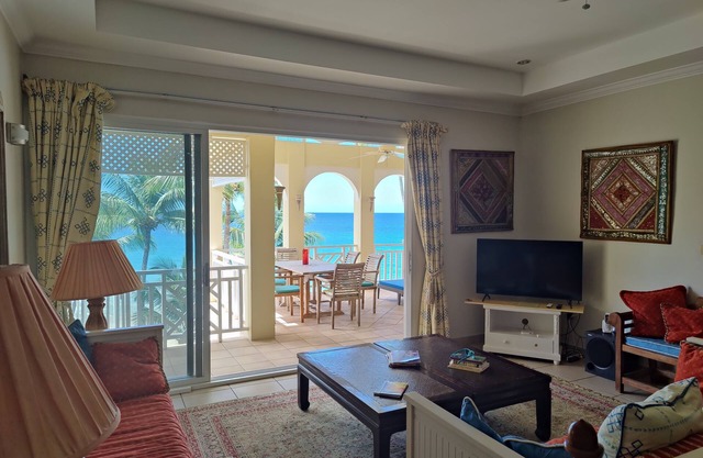 Impresionante suite en Grafton Beach con acceso directo a la playa