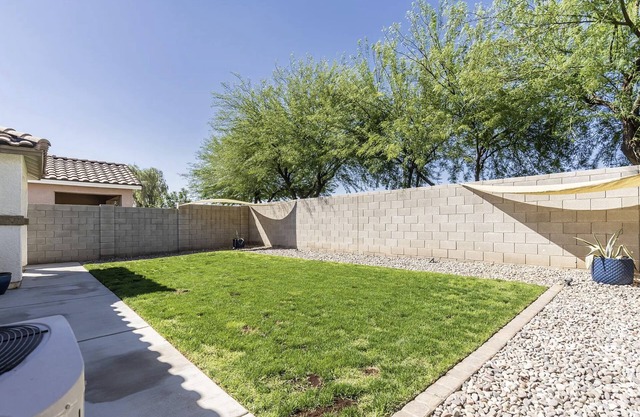 QUEEN CREEK MODERN HOME AWAY FROM HOME!!! STAY,PLAY,ENJOY THE BEST WEATHER