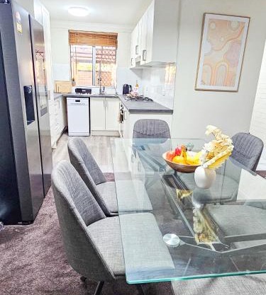 Queen of the Desert Villa 2 Bedrooms - Sleeps 4 Guests