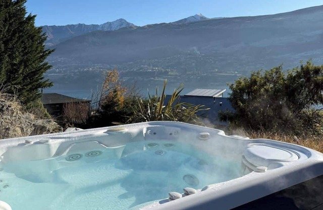 Queenstown Alpine Escape