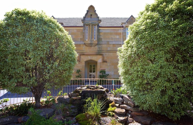Quest Trinity House