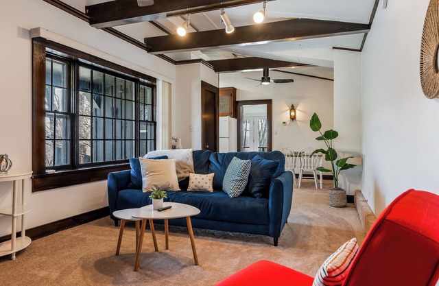 Quiet 1BR Home 99 August Fast Wi-Fi