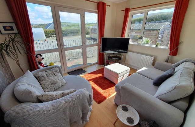 Quiet 2-Bed Buncrana Home