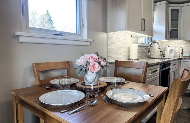 Quiet 3 Bedroom Home