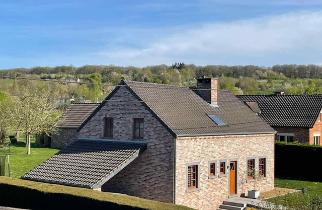 Quiet 5-bedroom house with garden and terrace