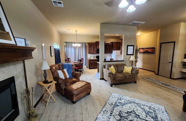 Quiet Acre Retreat. Guest 6. Pet Friendly. Wi-fi.
