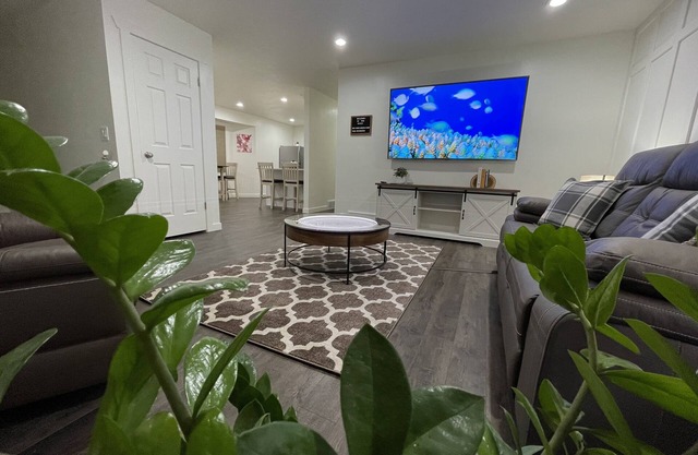 Quiet and modern 2 bed 1 bath apartment with changing sand table