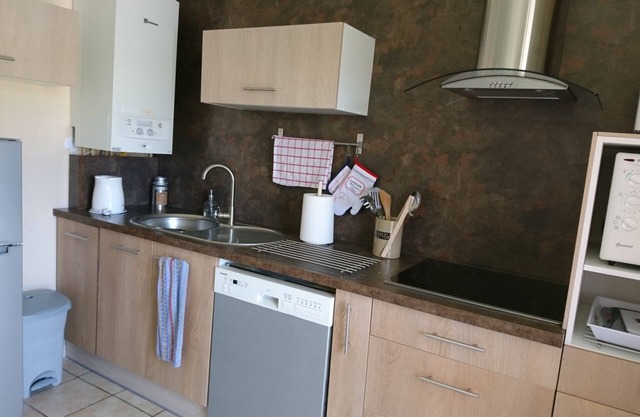 APARTAMENTO TRANQUILO EN ZONA RESIDENCIAL