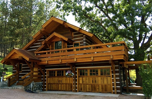 La casa del carro en McDonald Mountain Ranch