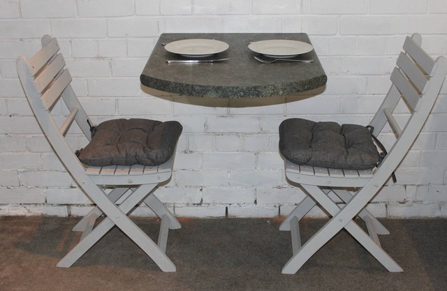 Quiet, compact, well located and affordable!