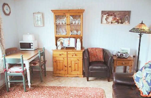 Quiet country retreat close to the Cliffs of Moher!