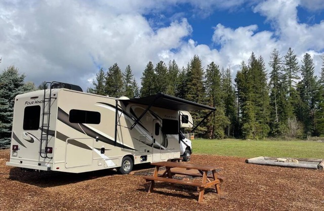 Quiet Country Rimrock Retreat RV