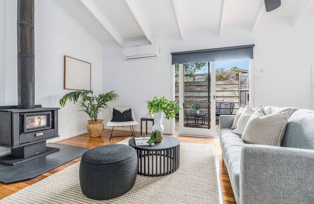 Quiet & Cozy 4 Bedroom Home