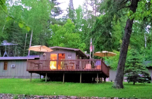 Tranquilo, acogedor, Lake Cabin privado