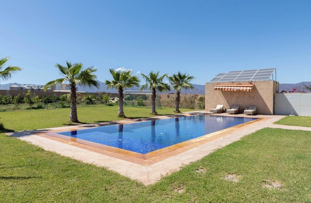 Quiet Family Villa | Pool - Farm - Sun - Mountain View
