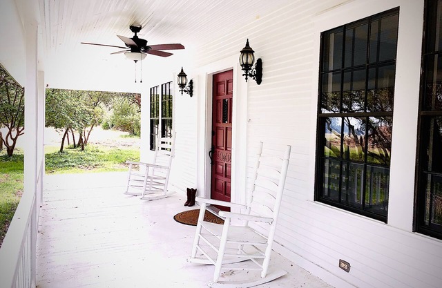 Quiet Farmhouse surrounded by 50 acres