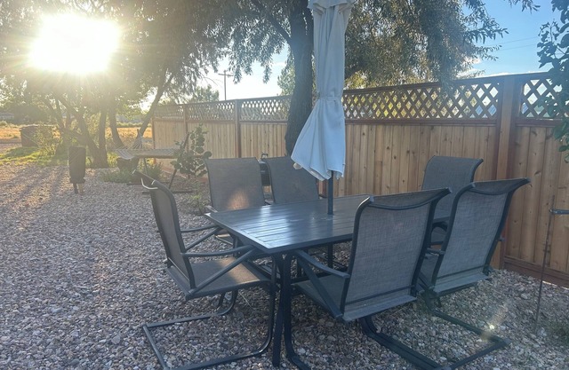 Cozy Glamper in Delta near lake