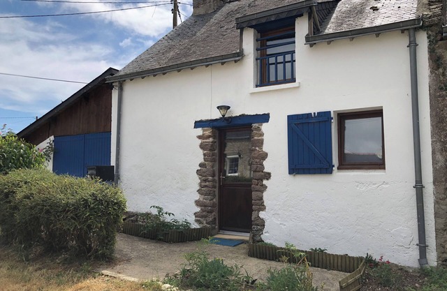 Quiet house 10 minutes from the beach