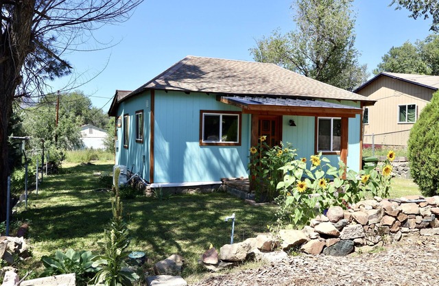 Quiet house located in the heart of Prescott, Arizona