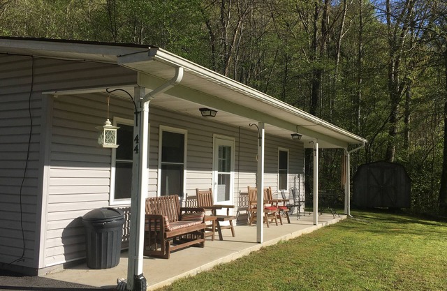 Buena pesca! Seis millas al casino. ¡Relajante! Accesible para discapacitados. ¡No Fumar!