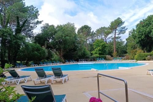 Quiet renovated nest with a nice view of the golf