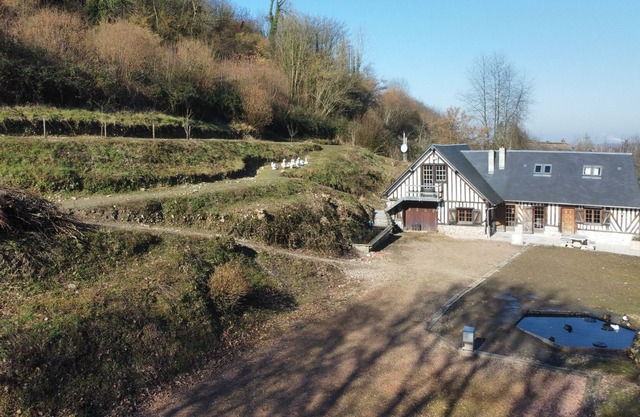 Quiet rooms near Honfleur