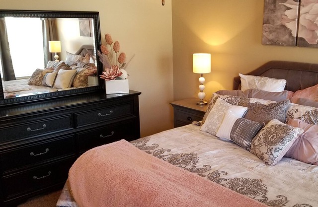 Tranquilo / Seguro Agradable (Mt) View Townhouse-Unit # 54