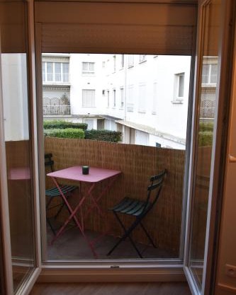 Quiet Tiny Apartment