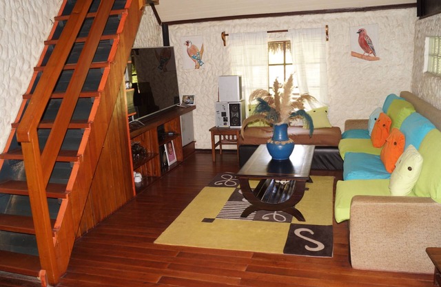 QUIET VILLA CLOSE TO THE SEA