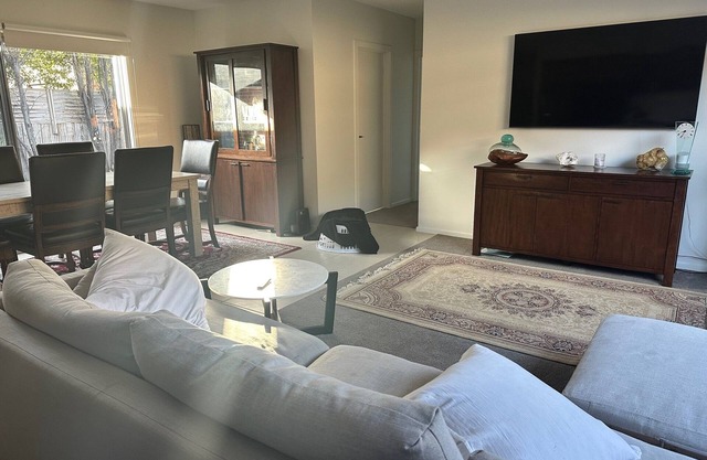 Quiet Villa just moments from the beach and close to Mornington and the wineries