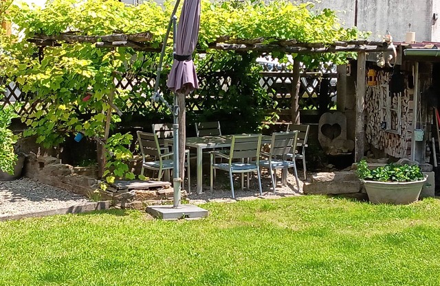 Quietly located, spacious top floor apartment in two-family house.