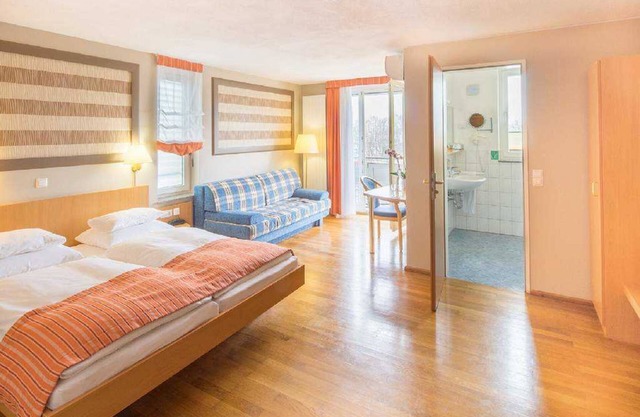 Habitación quíntuple con baño y ducha - Hotel Classic