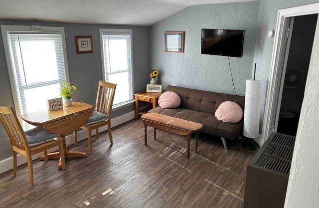 Quirky but Clean - Upper Duplex in quaint downtown Pine City.