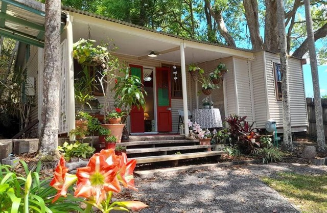 Quirky Cottage in Centre of Maleny, Walk Everywhere