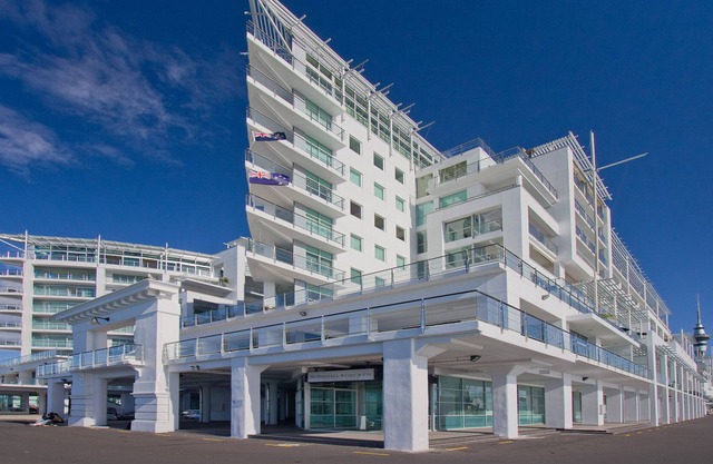 QV Spacious Apt on the Wharf - 797