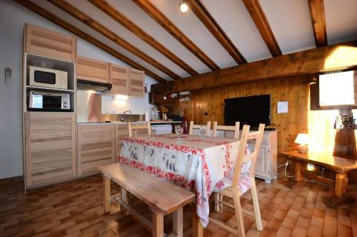 Résidence La Beguette - Chaleureux appartement au pied des pistes MAE-3144
