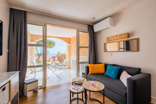Résidence le Village de Cap Esterel - maeva Home - Appartement vue mer 2 pièces 4 personnes - Prestige - super Home MAE-2171