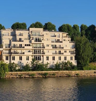 Résidences Grande Jatte, Bord de Seine, Suites 52m2 à 97m2, hôpital Américain à 600m