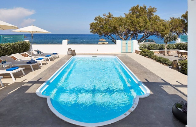 Ref 106 Villa Daily Maid Serv.Breakfast Incl. Sea Views with Private Pool