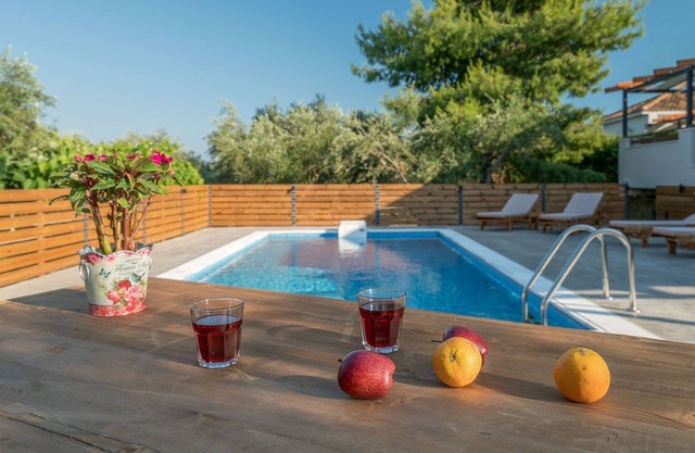 Natura Verde Villas 2 Private Pools R246