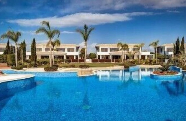 Atlantis Gardens Larnaca - Apartment with Balcony R 779